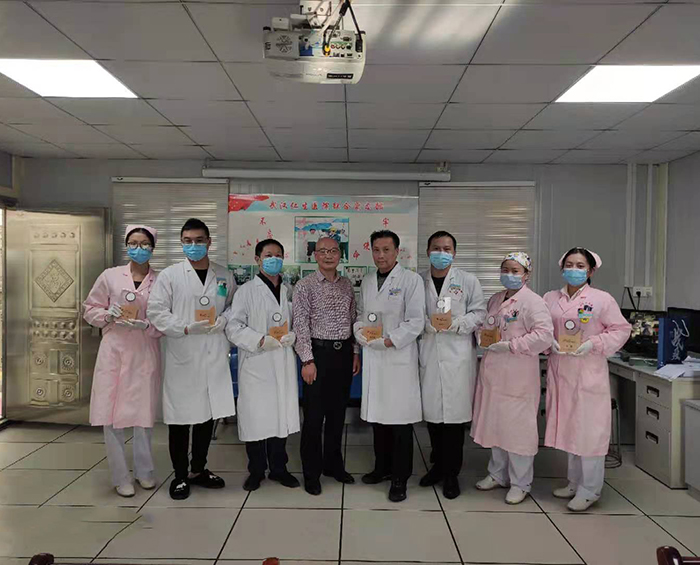 新冠抗疫荣誉奖牌证书B